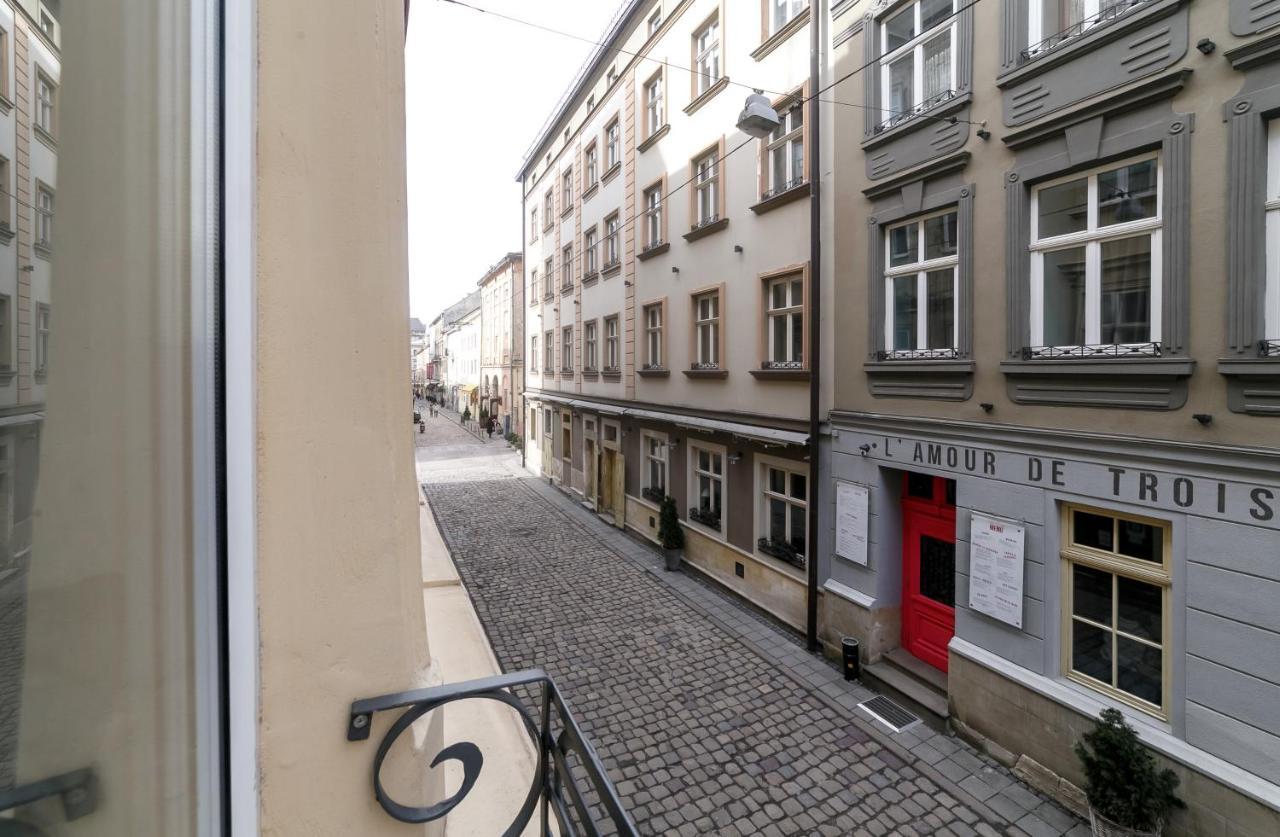 Main Square Apartment Good Stay In The City Center Leopoli Esterno foto